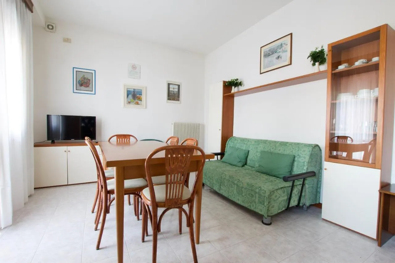 Hotel apartamentowy Residence Madrid Lido di Jesolo
