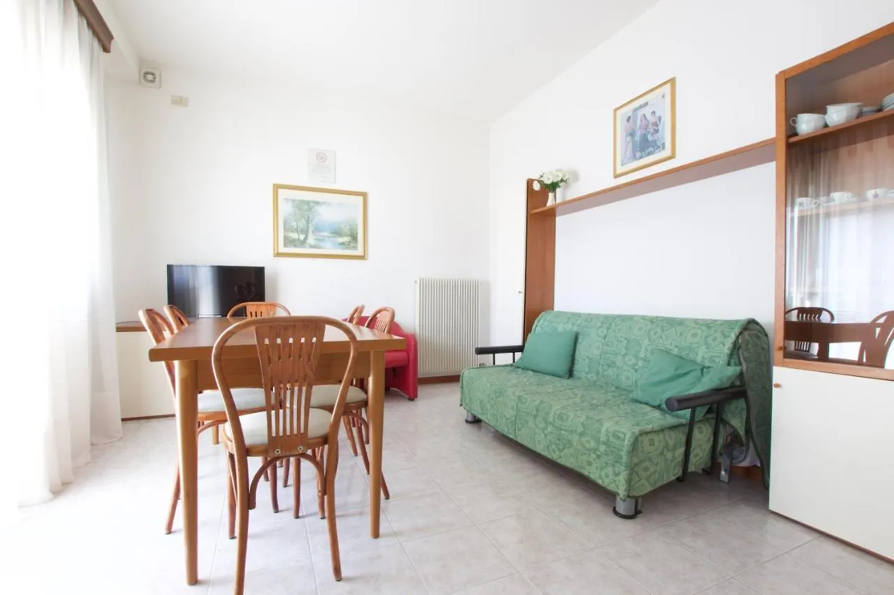 Hotel apartamentowy Residence Madrid Lido di Jesolo