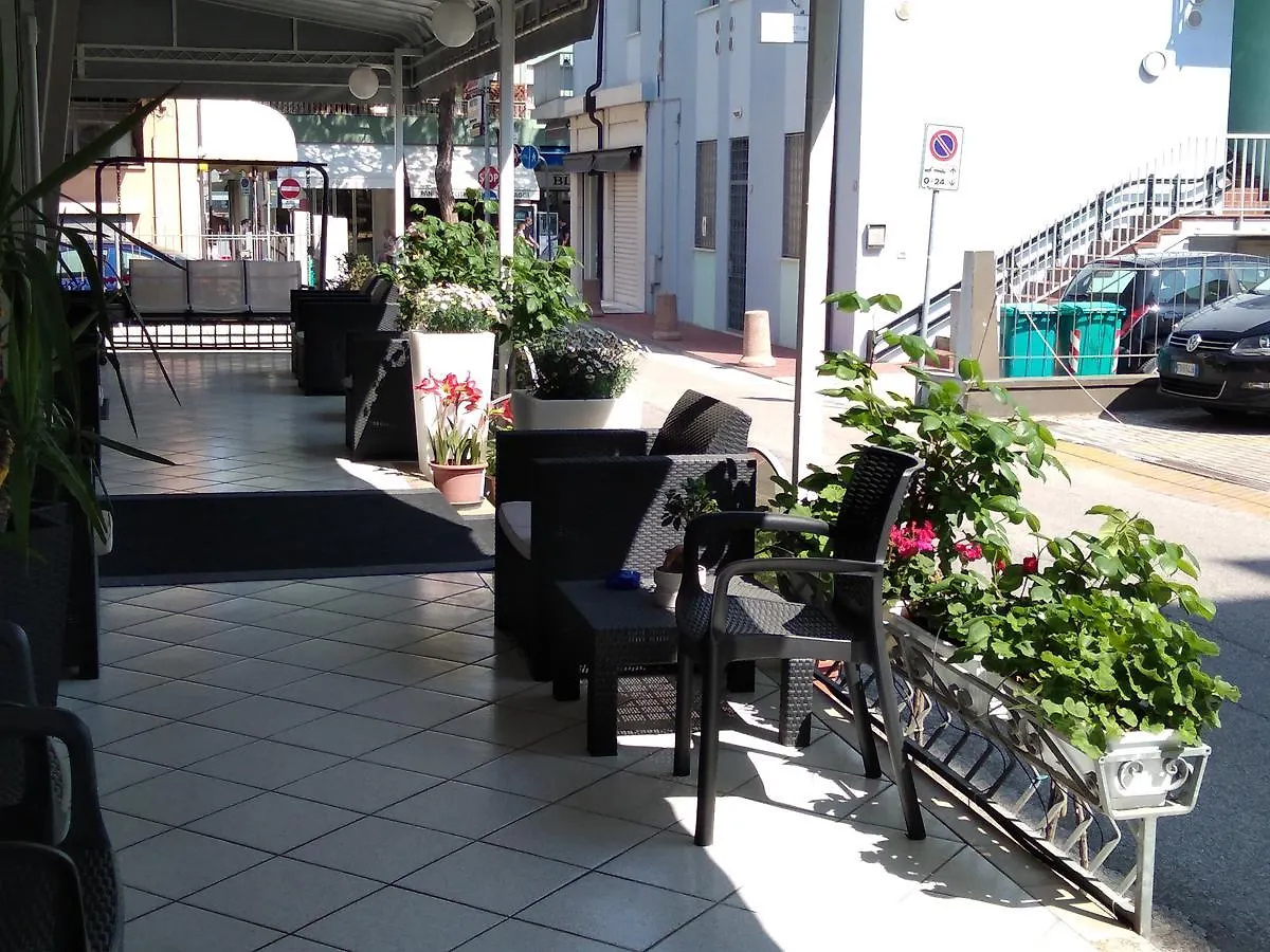 *** Hotel apartamentowy Residence Madrid Lido di Jesolo Włochy