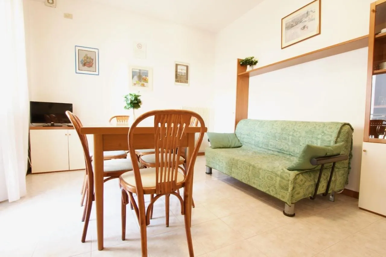 Residence Madrid Lido di Jesolo 3*,