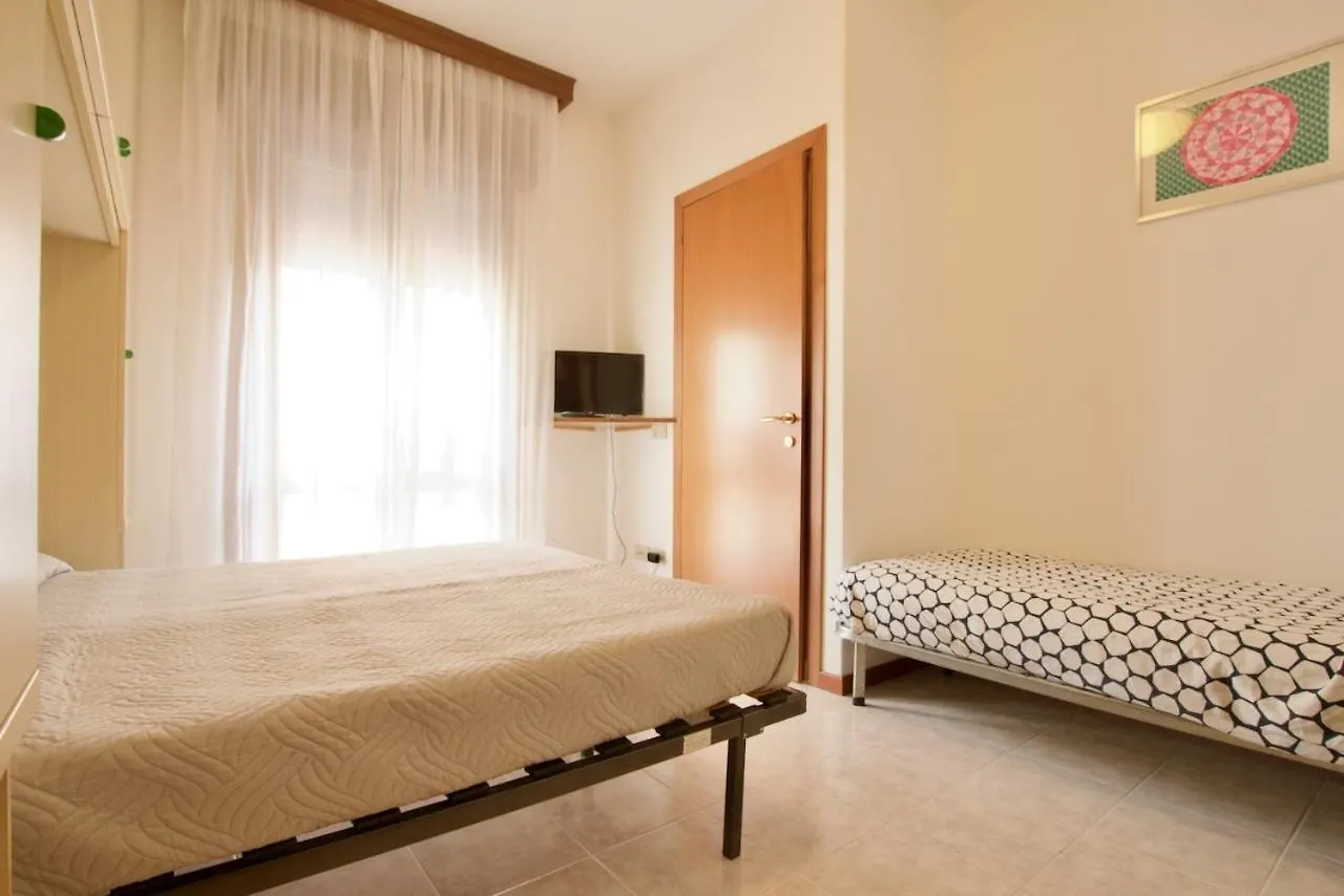 Aparthotel Residence Madrid Lido di Jesolo